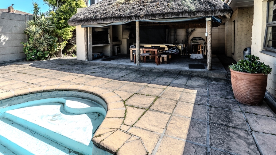 3 Bedroom Property for Sale in Vredenberg Western Cape
